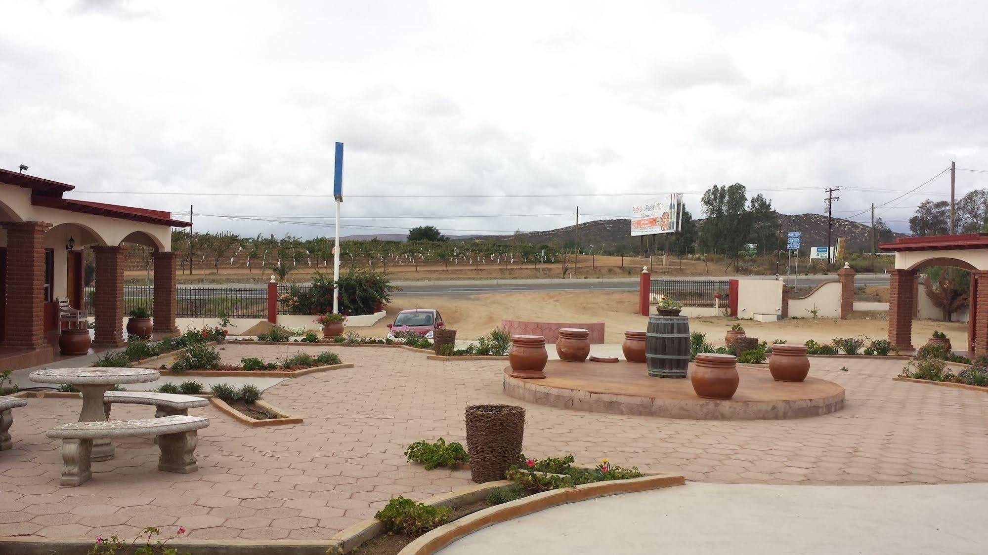 Hotel Plaza Fatima Valle de Guadalupe Luaran gambar